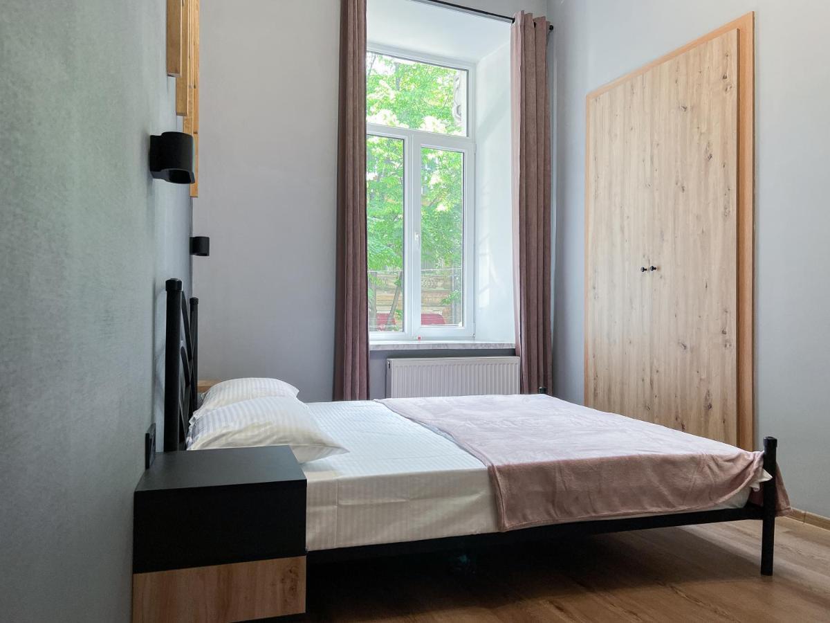 Apartments White Pearl Sadova Одесса Экстерьер фото