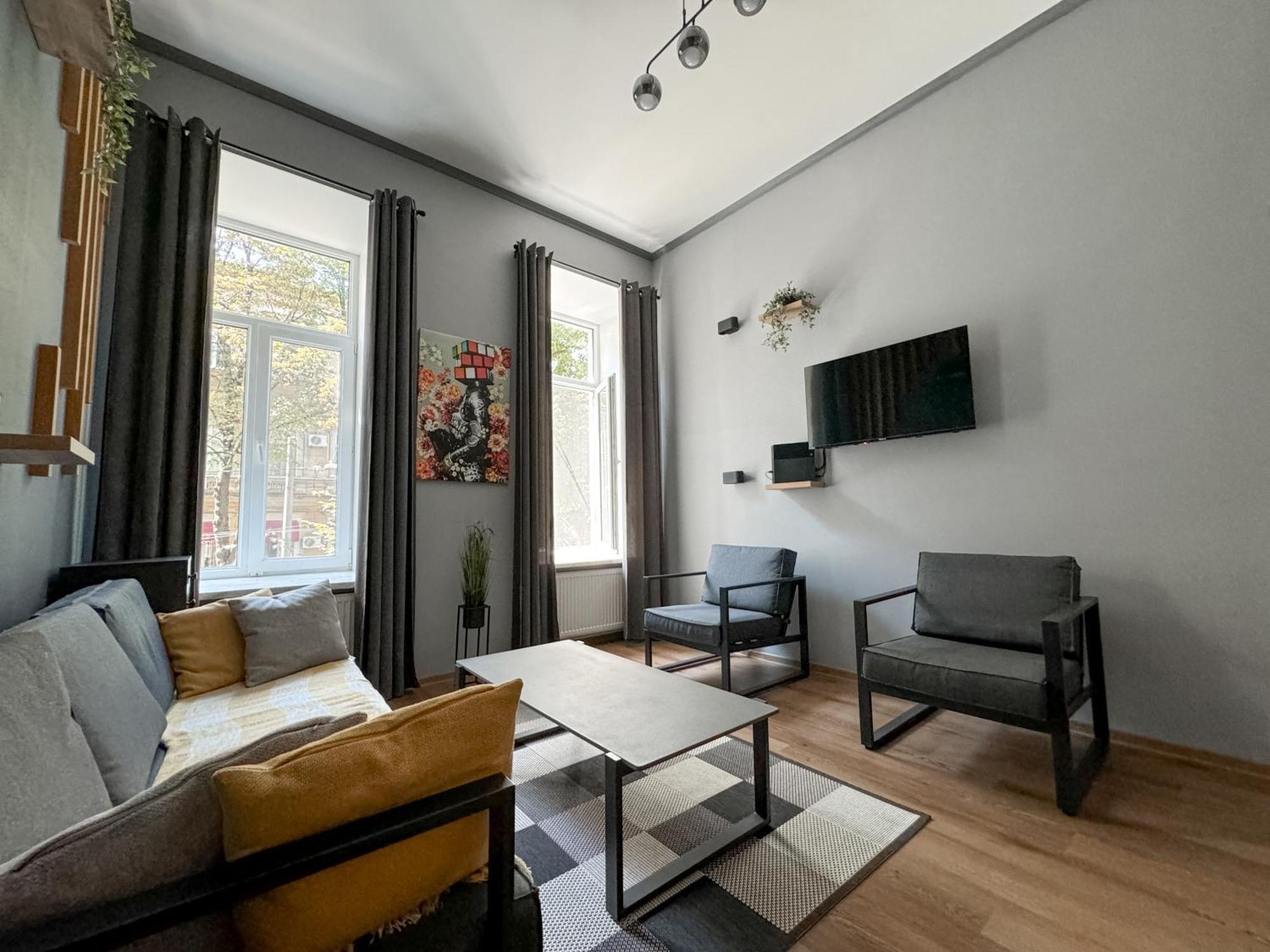 Apartments White Pearl Sadova Одесса Экстерьер фото